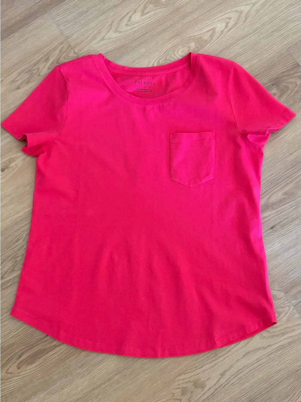 Talbots Women’s Size small Hot Pink Pocket Tee